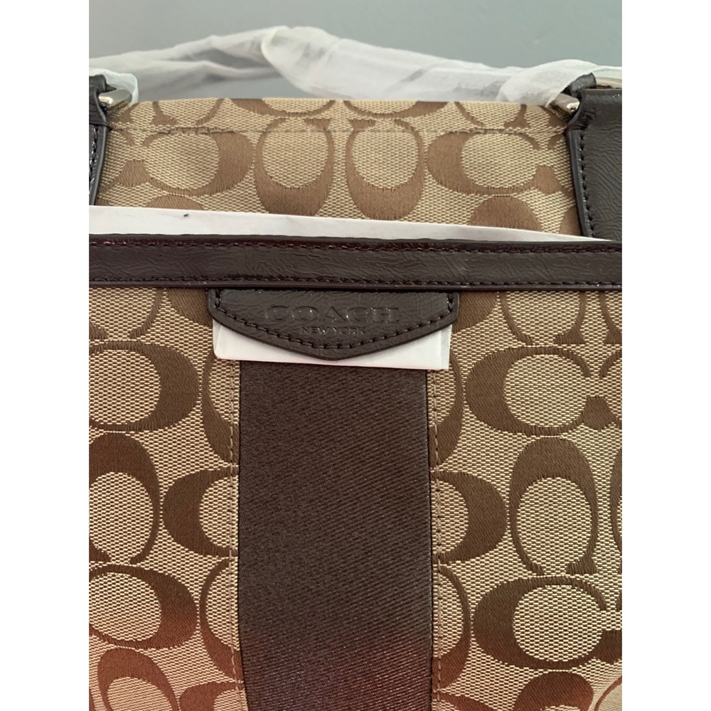 Coach tote - Picture 2 of 5